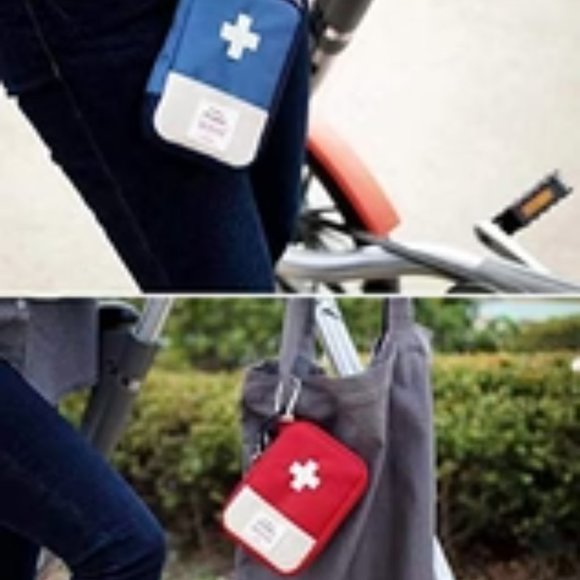 Runilex Small First Aid Kit -- Medicine Storage Bag --(Dark Blue) - Picture 7 of 7